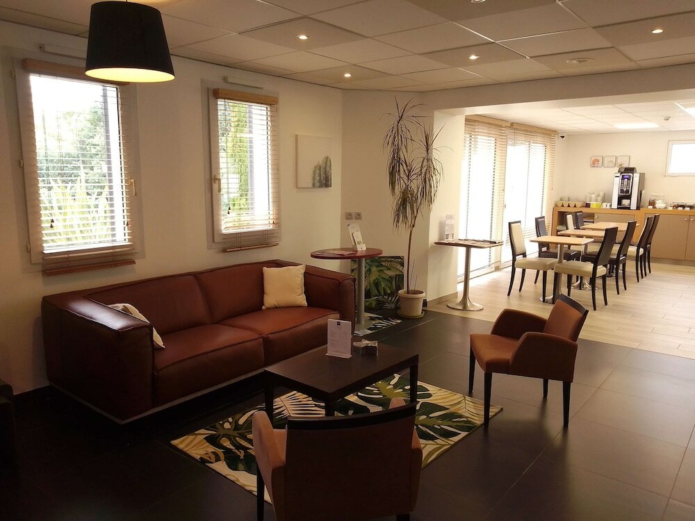 Фото Hotel Kyriad Quimper Sud