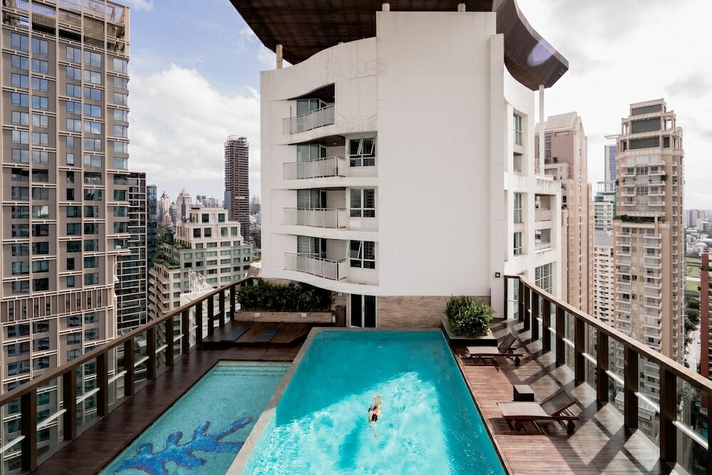 Фото Urbana Langsuan Hotel