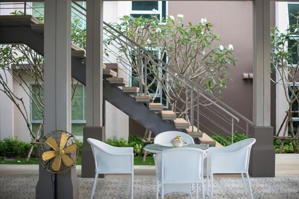 Фото Baan Peang Ploen by Montri