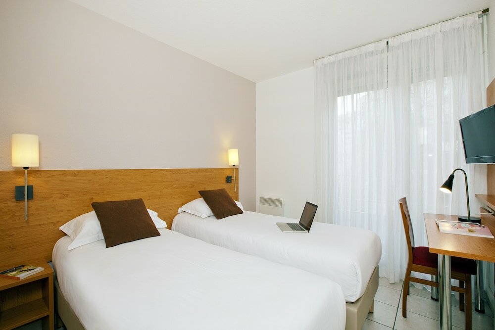 Фото Séjours & Affaires Lyon Park Lane