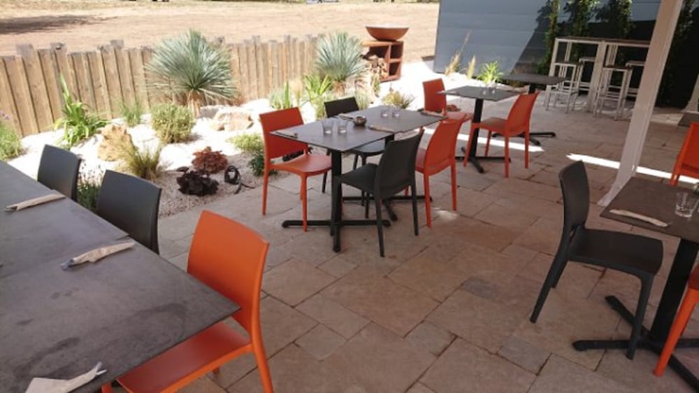 Фото Campanile Chartres