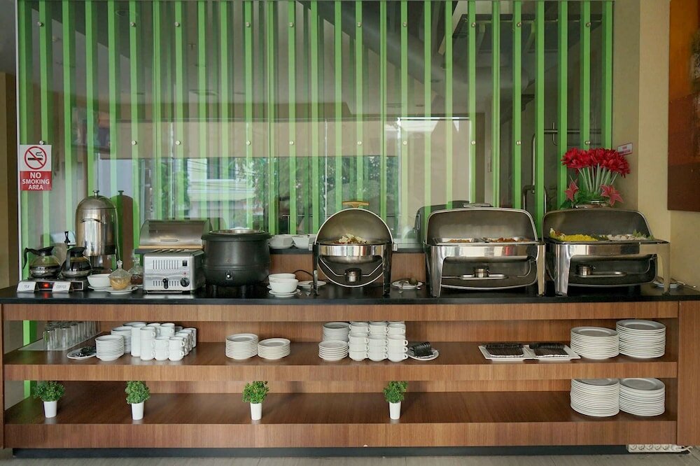 Фото Aswin Hotel