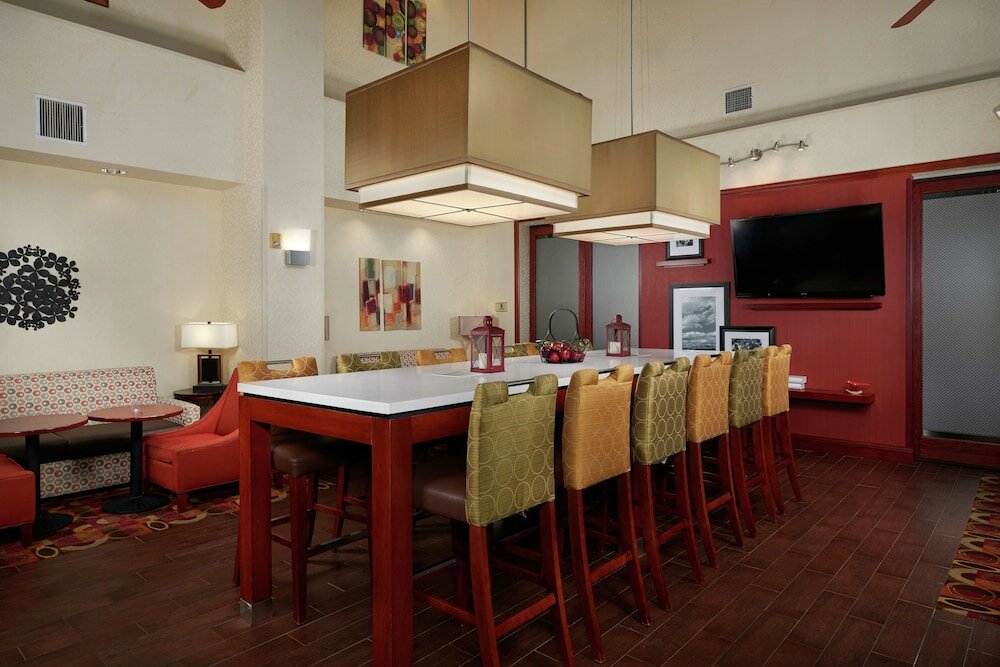 Фото Hampton Inn & Suites Roswell