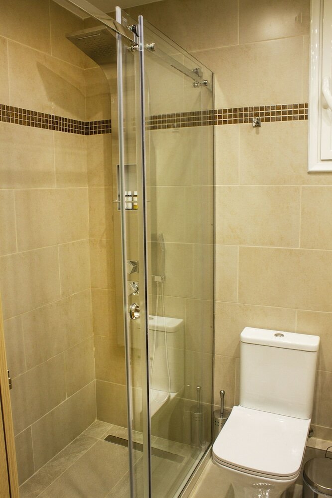 Фото 12 Keys Apartments