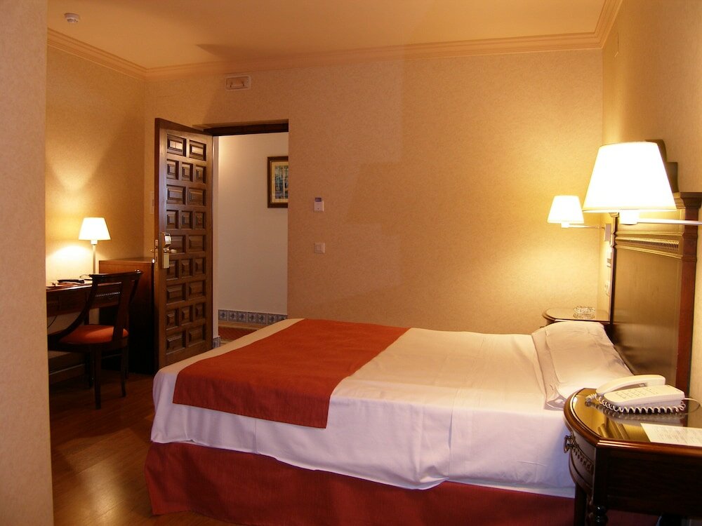 Фото Hotel Santo Domingo Lucena