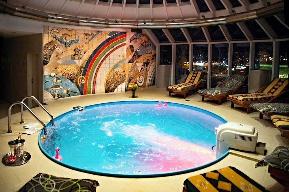 Фото Cosmopolitan Bobycentrum