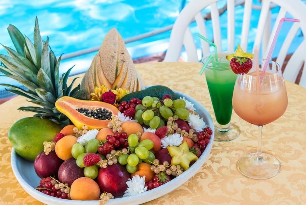 Фото Hotel Athena