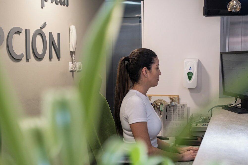 Фото Hotel Adonis Capital