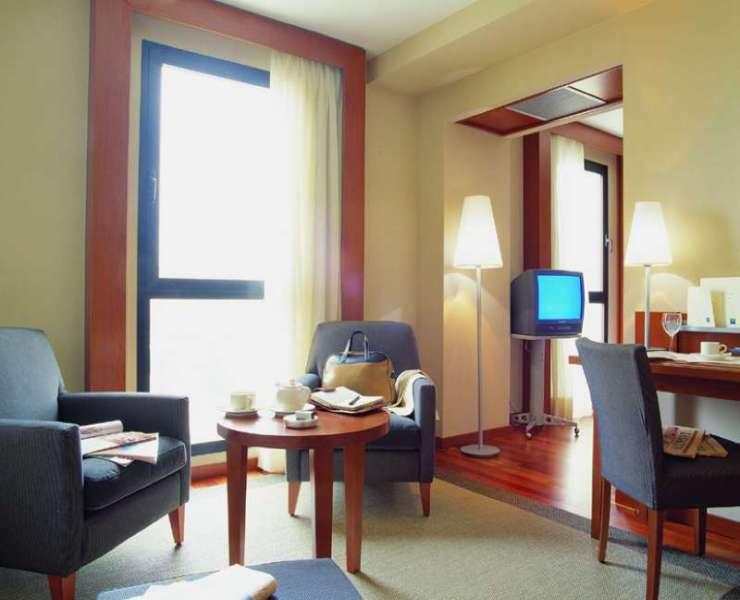 Фото B&b Hotel Zaragoza Los Enlaces Estacion