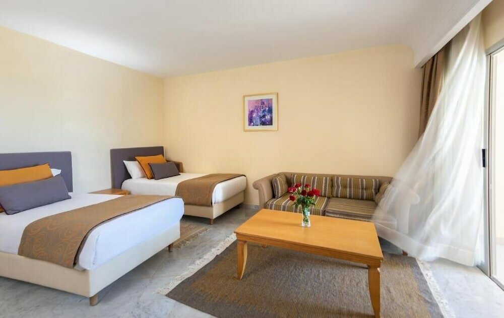 Фото 135145736636