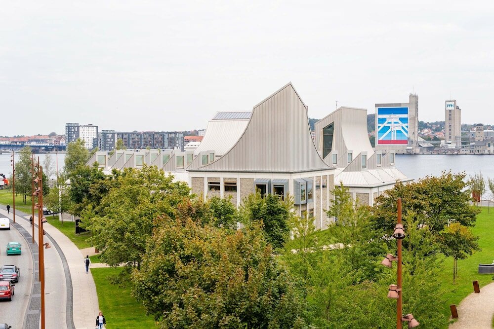 Фото Cabinn Aalborg Hotel