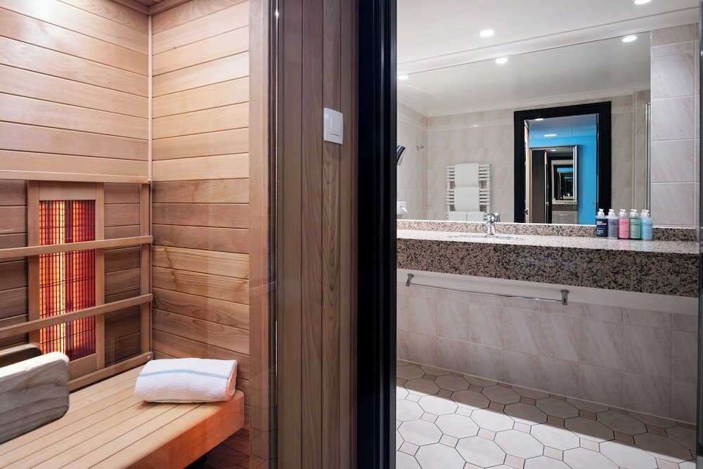 Фото Thon Hotel Bristol Stephanie