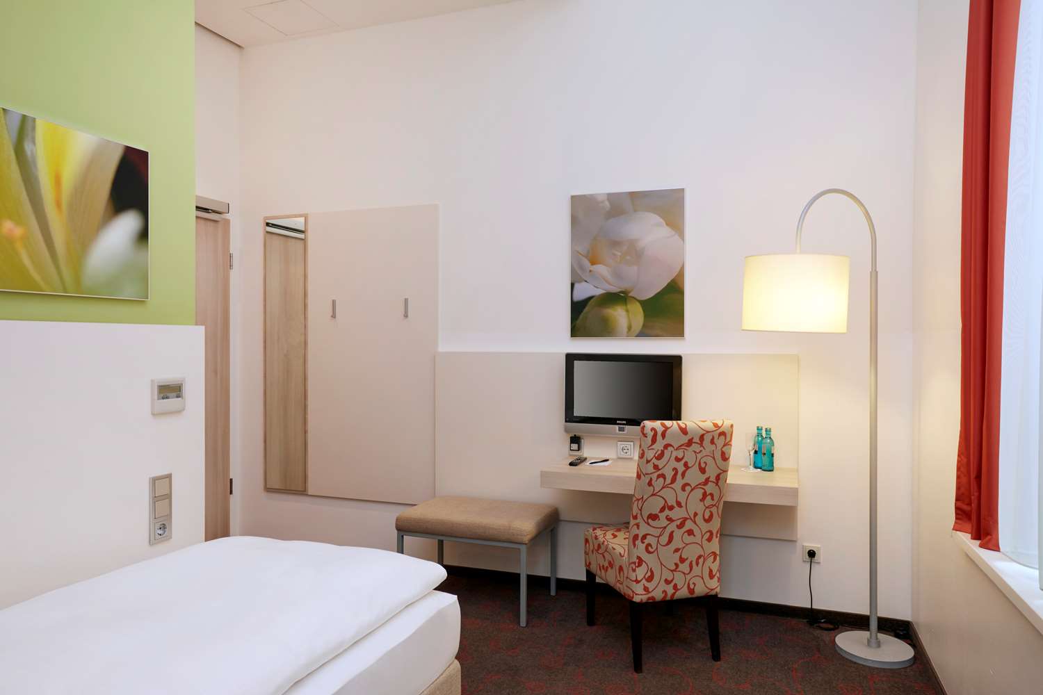 Фото H+ Hotel München