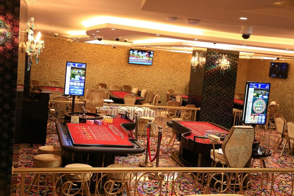 Фото Imperial Royale Hotel