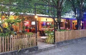 Гостиница Baan Nat The Village