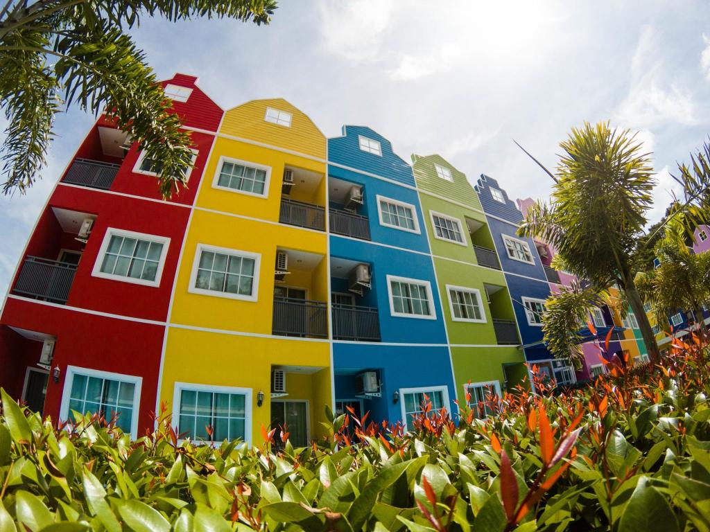 Фото Holland Resort Phuket