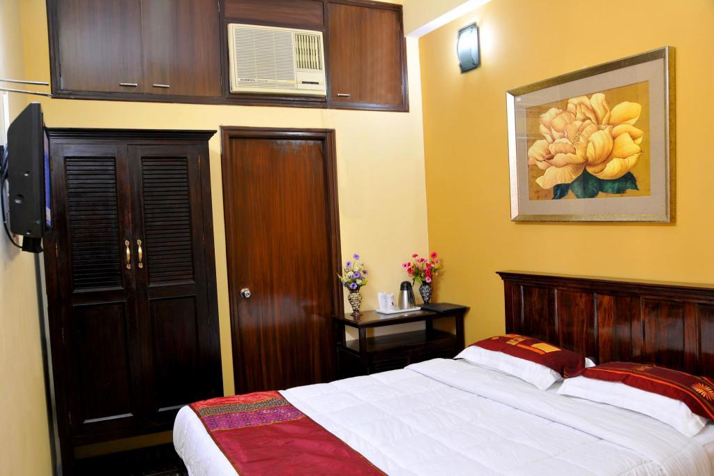 Фото Hotel Silver Plaza