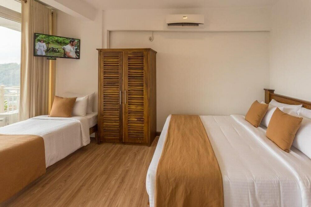 Фото Sandriana Lake View