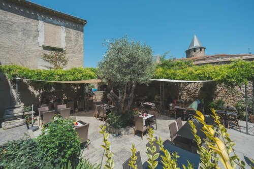 Гостиница Hôtel Le Donjon - Coeur de la Cité Médiévale в Каркассоне