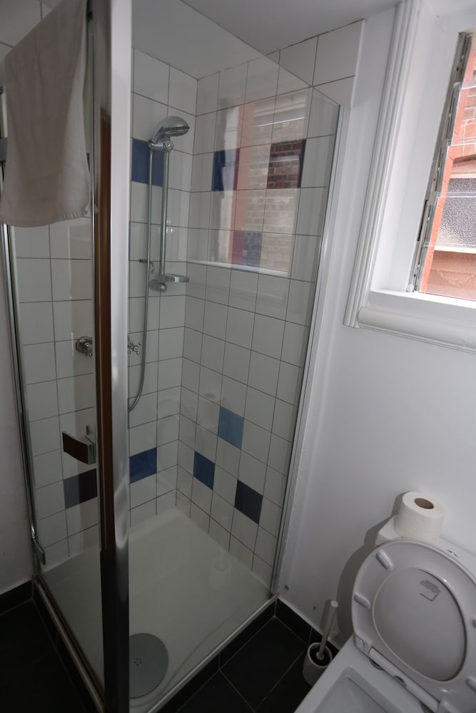 Фото Charlies Hotel