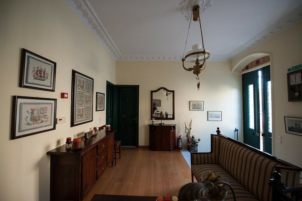 Фото Отель Ntouana