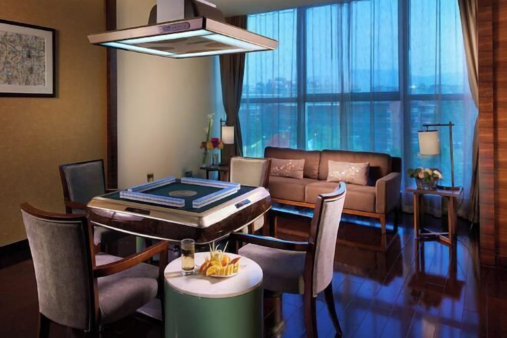 Фото Grand New Century Hotel Fuyang