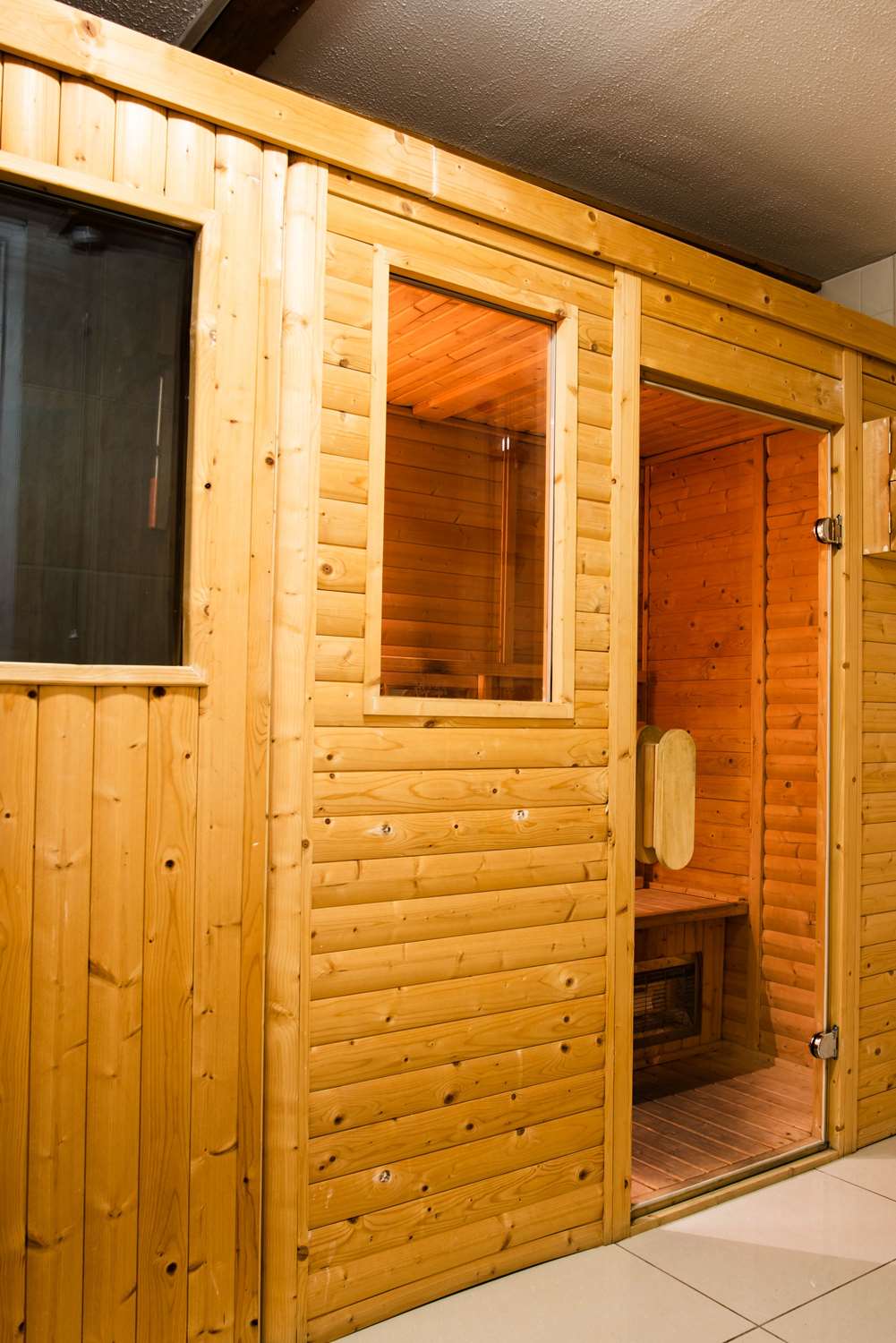 Фото Southcrest Manor Hotel, Bw Signature Collection