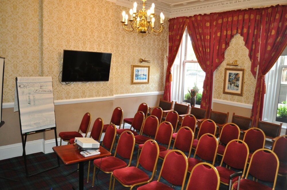 Фото Argyll Hotel