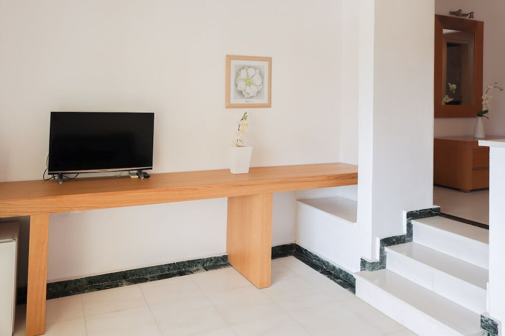 Фото Kanapitsa Mare Hotel