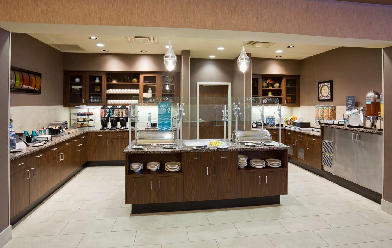 Фото Homewood Suites by Hilton Minneapolis/St. Paul-New Brighton
