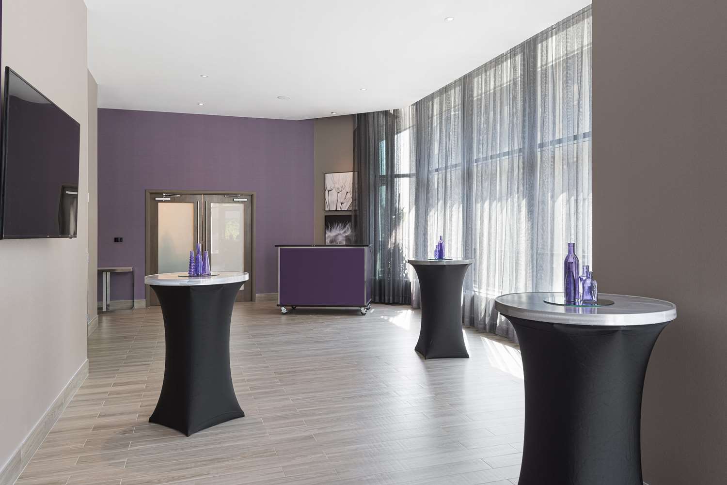 Фото Homewood Suites by Hilton Ottawa Downtown