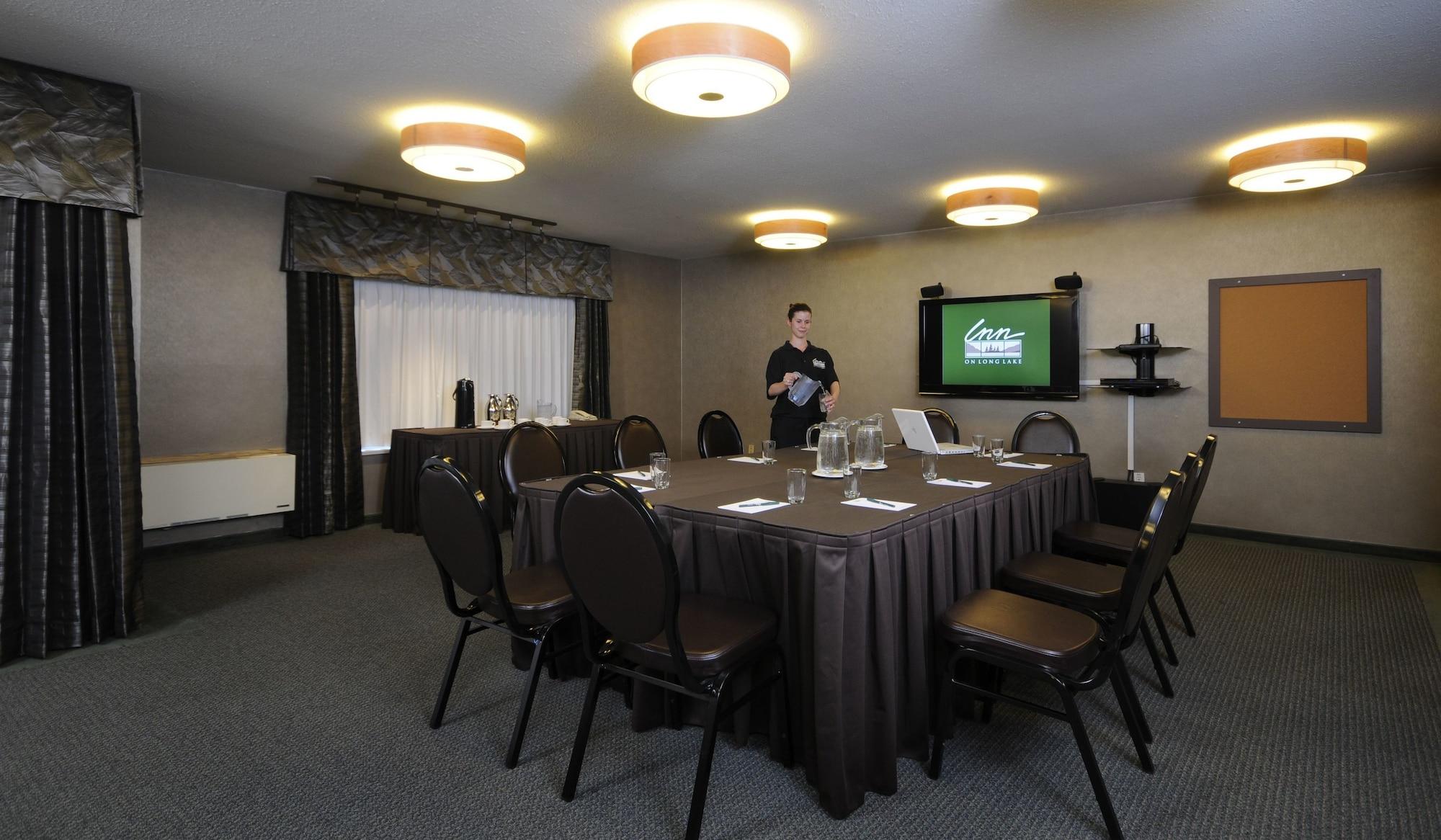 Фото Inn On Long Lake