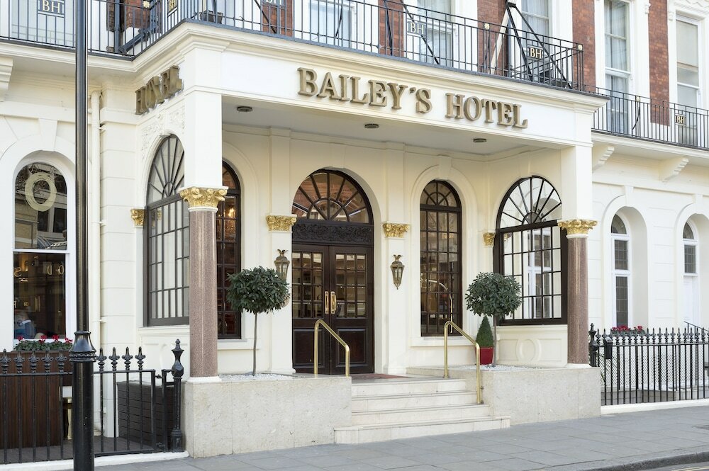 Фото The Bailey's Hotel London