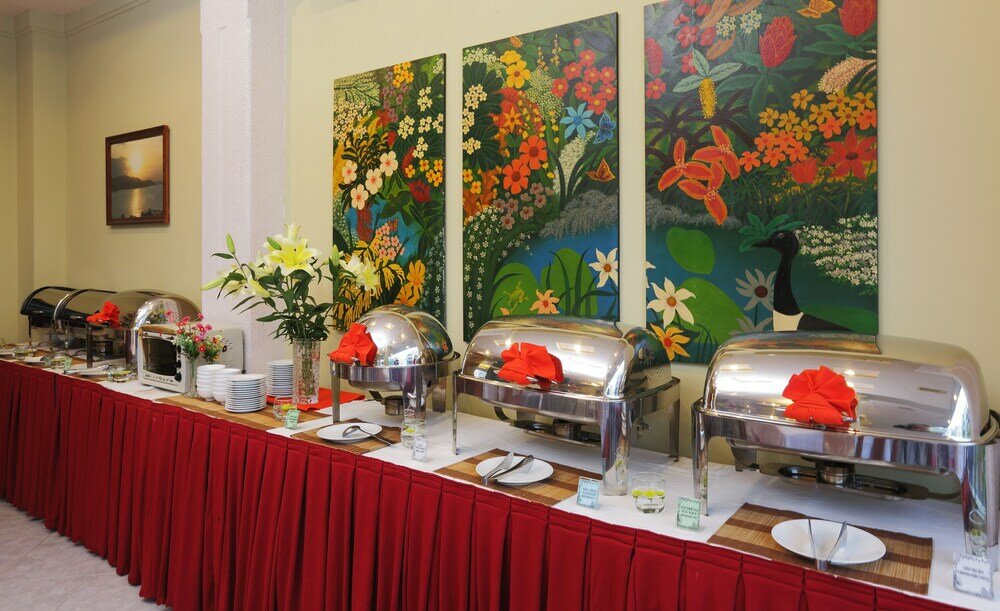 Фото Nha Trang Beach Hotel