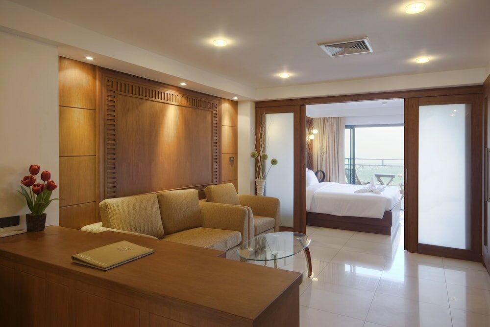 Фото Baywalk Residence Pattaya