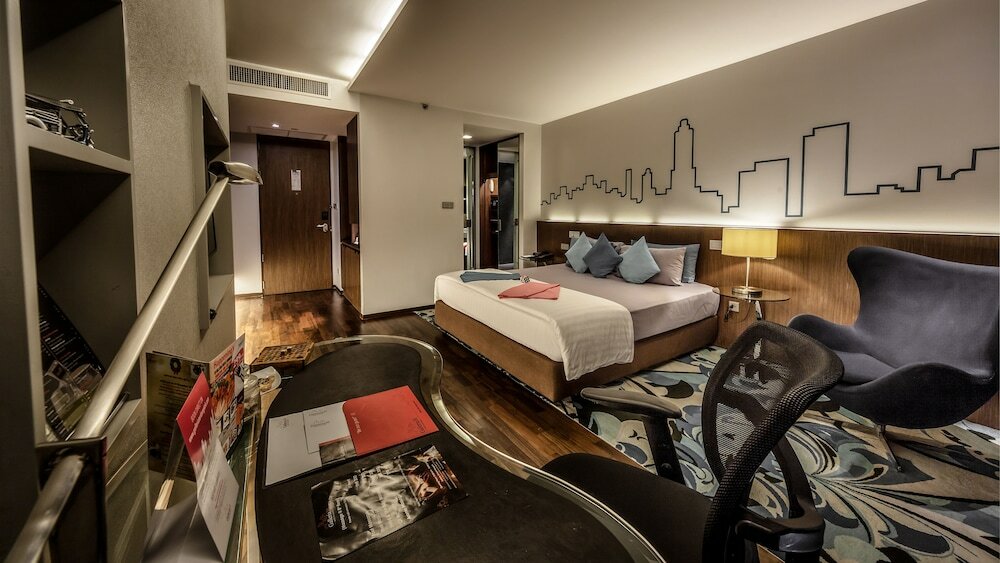 Фото Galleria 10 Hotel Bangkok by Compass Hospitality
