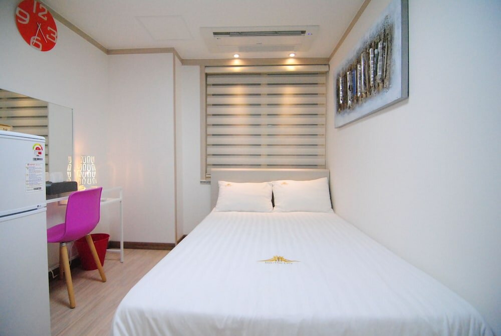 Фото Inn The City Business Hotel