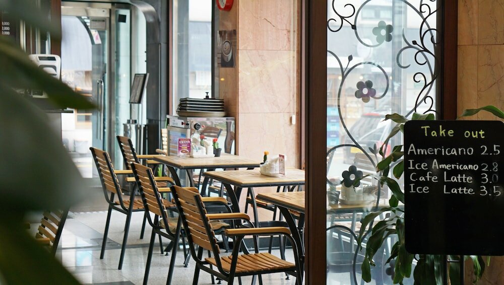 Фото Insadong Crown Hotel