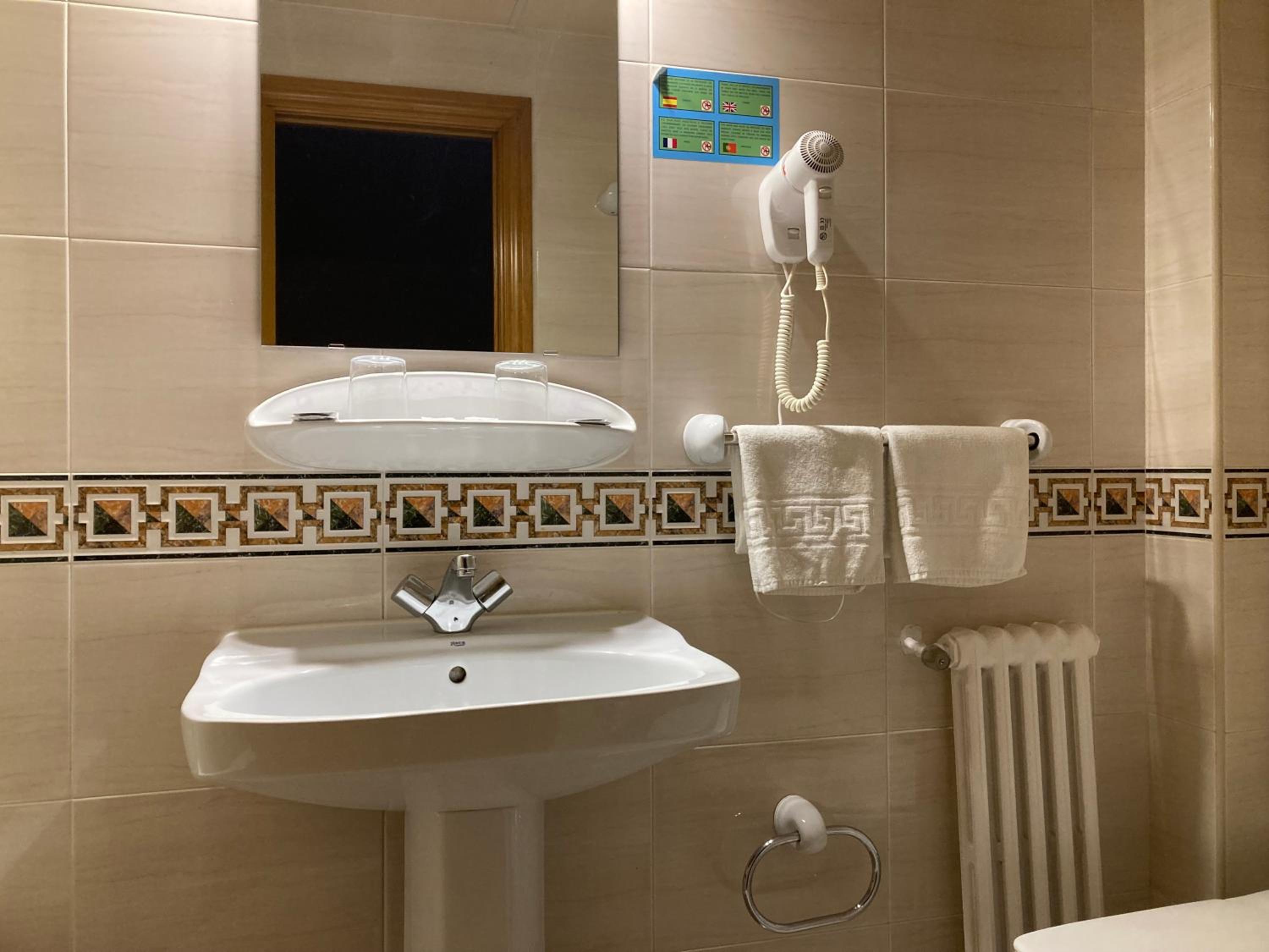 Фото Hotel Condal