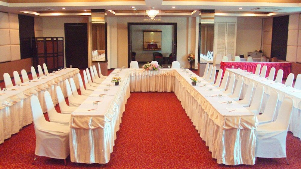 Фото Ayara Grand Palace Hotel