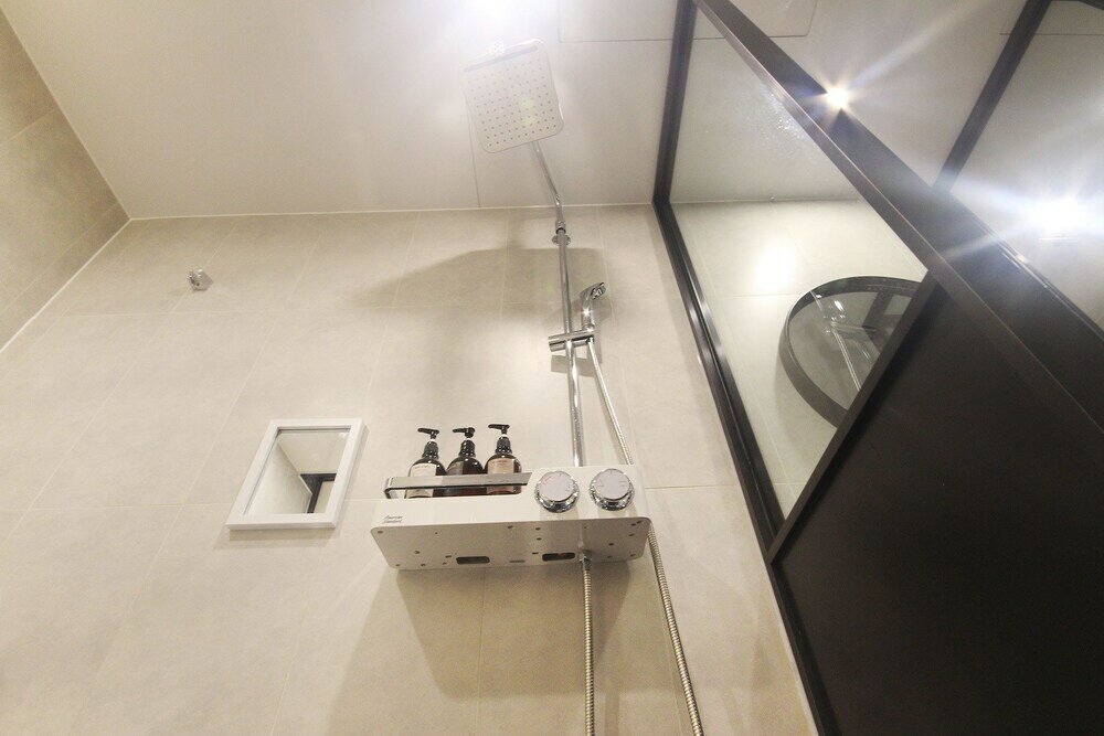 Фото Brown-Dot Seomyeon 1