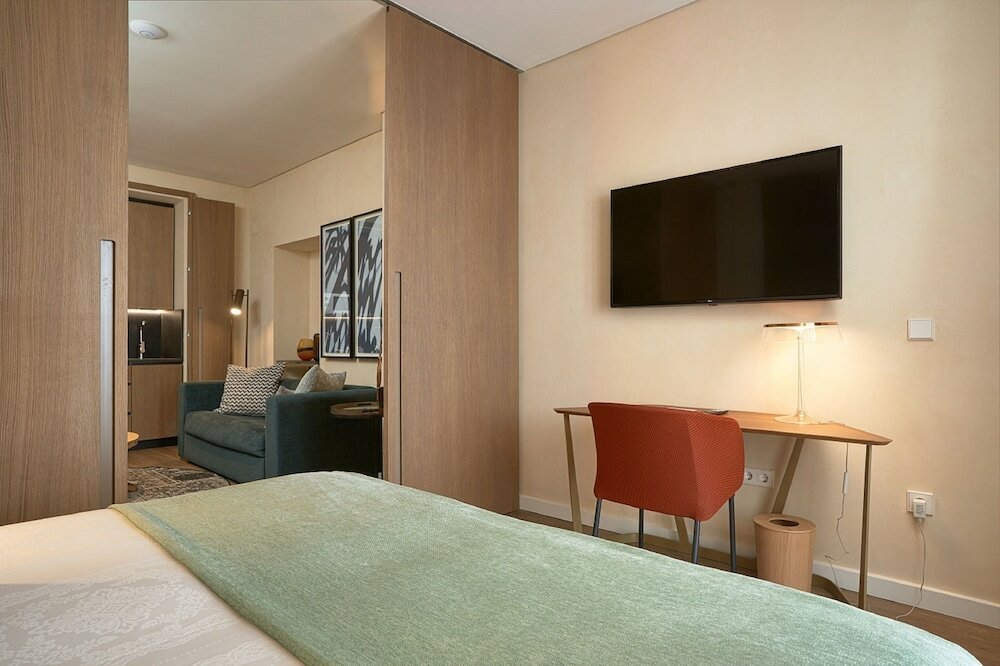 Фото Suites Murillo Plaza Sta Cruz