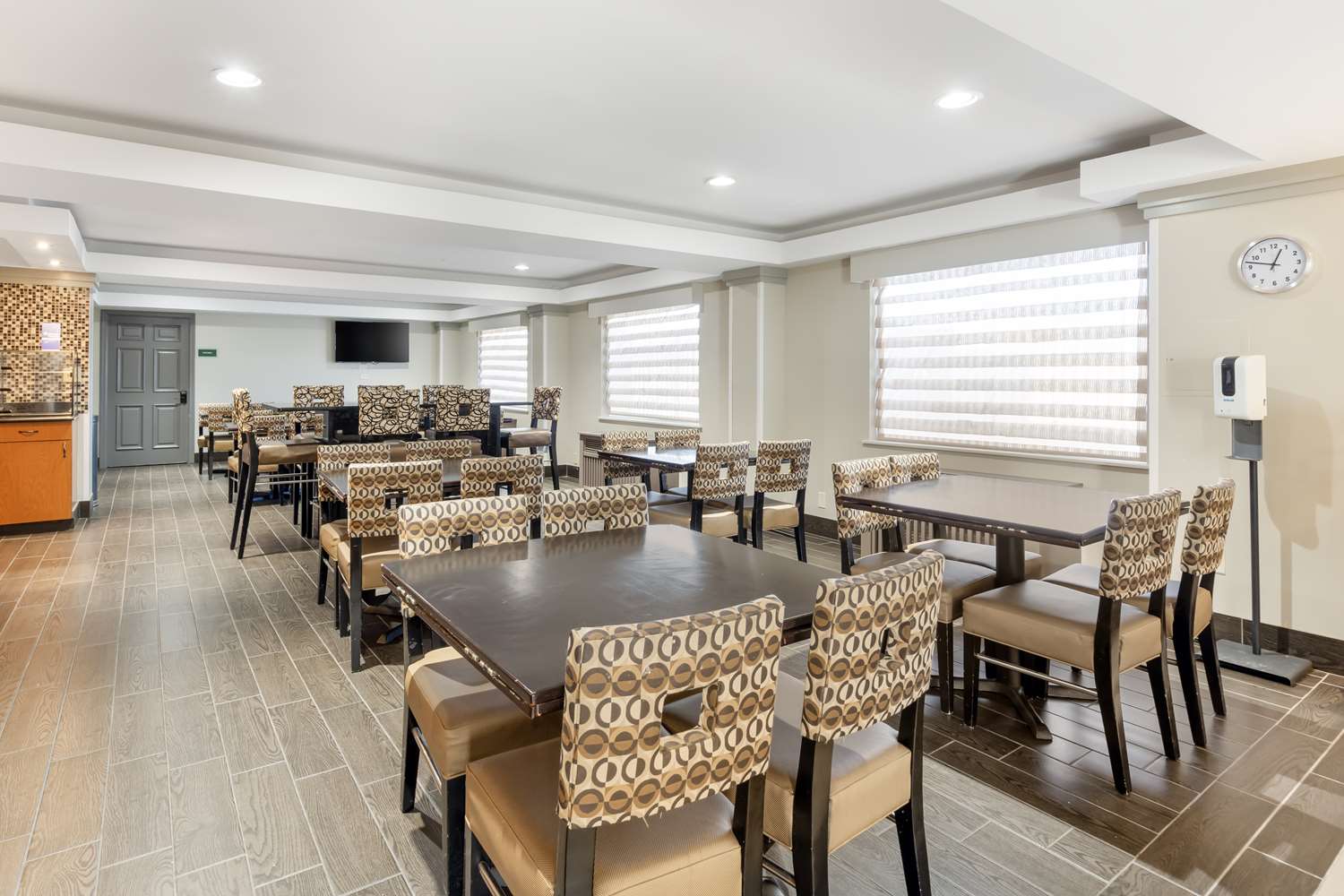 Фото Best Western Glenview -Chicagoland Inn and Suites