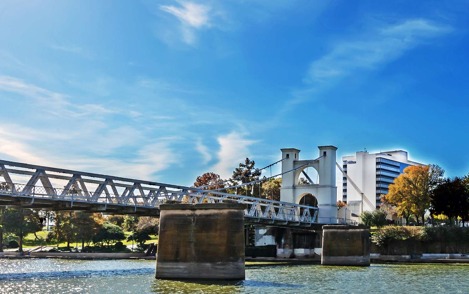 Фото Hilton Waco