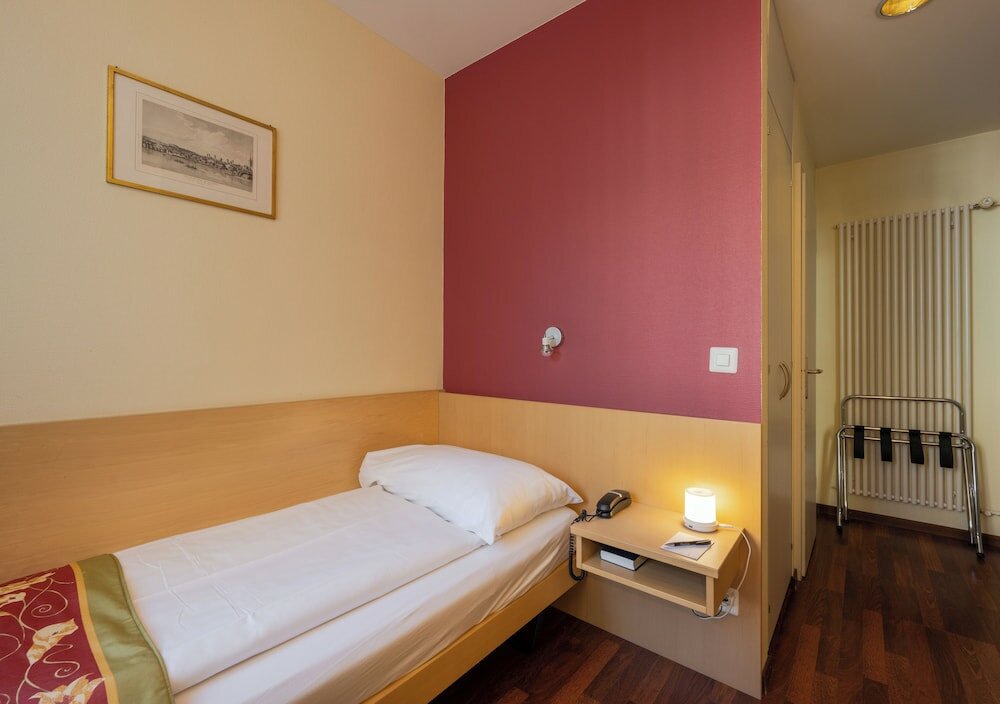 Фото Hotel de la Paix