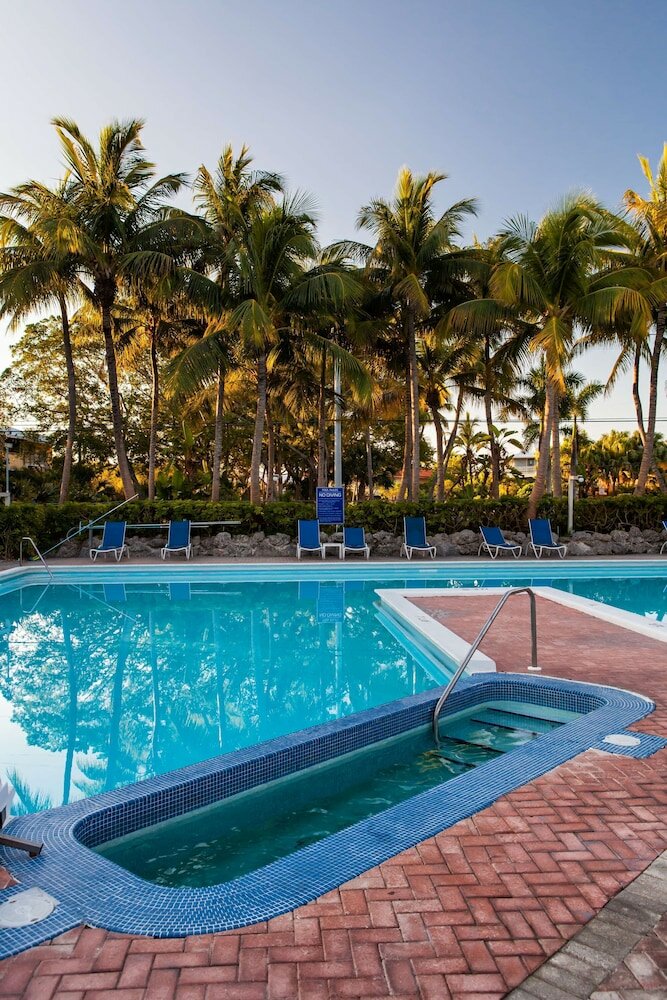 Фото Marina Del Mar Resort and Marina