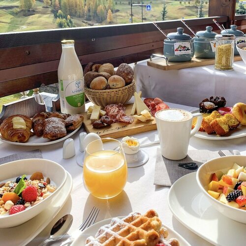 Внешний вид отеля Hotel Galli в Ливиньо, фото 5