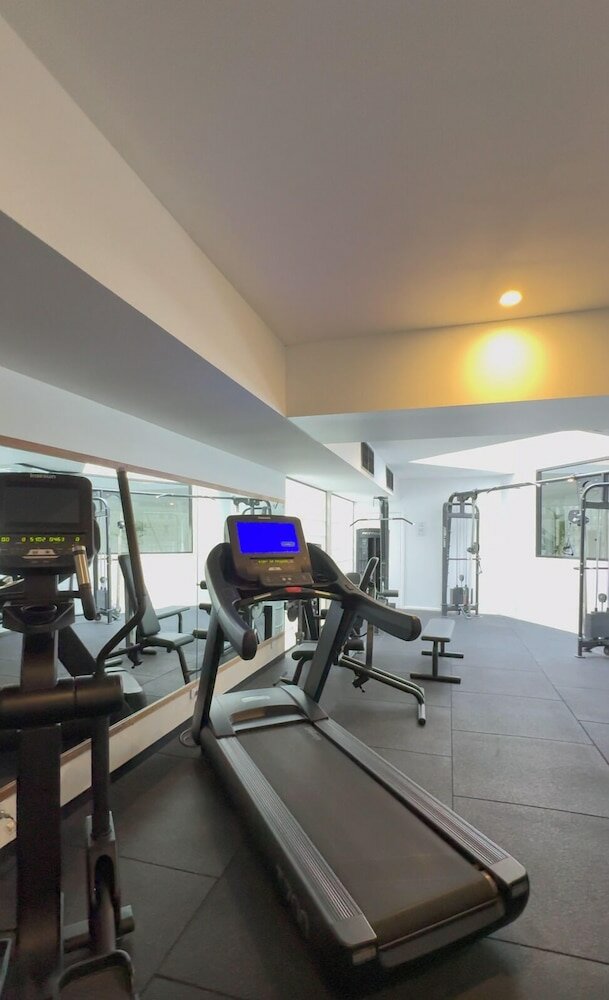 Фото The Lakes Resort Hotel