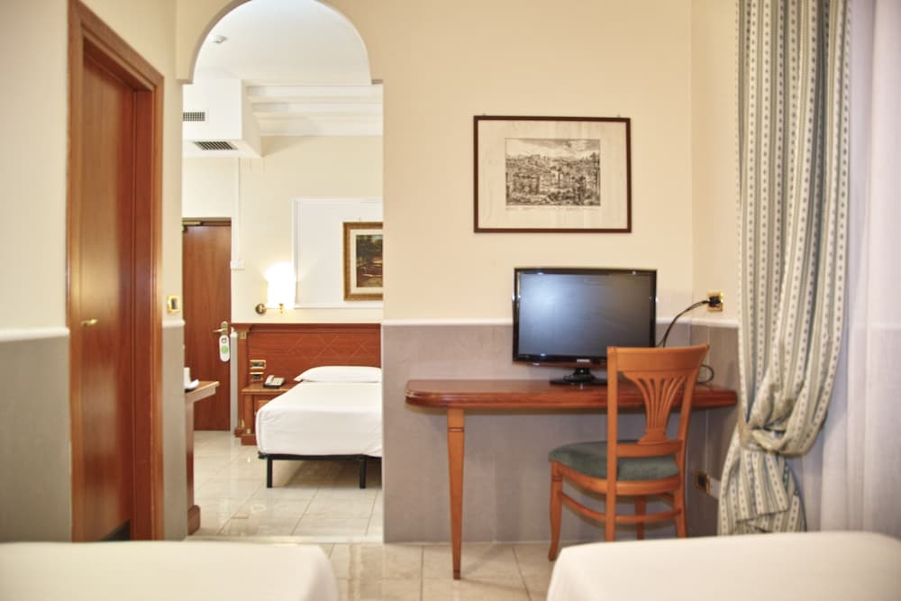 Фото Hotel Hiberia