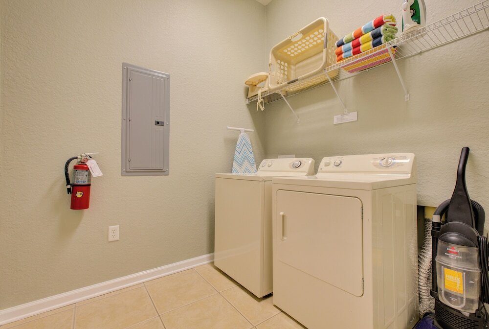 Фото Lakeview Condo, Directly Next To Pool! Near Wdw